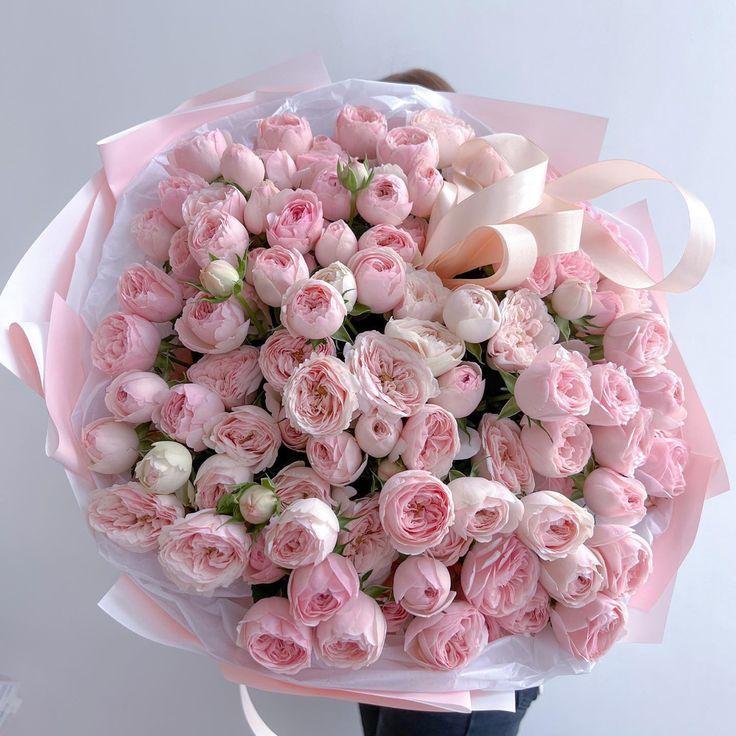 SignalDeltaShore workshop space where corporate flower arrangements are designed and prepared for business delivery